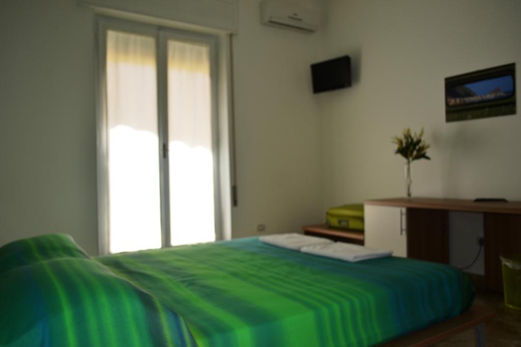 Porta Nuova Bed & Breakfast มาร์ซาลา ภายนอก รูปภาพ
