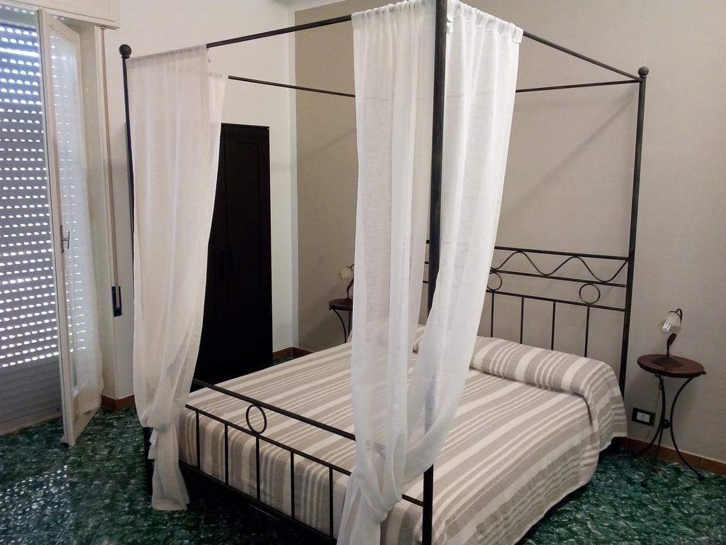Porta Nuova Bed & Breakfast มาร์ซาลา ภายนอก รูปภาพ